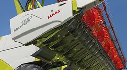 Gleitkufen mit integriertem AUTO CONTOUR System zur perfekten Bodenanpassung auf ganzer Arbeitsbreite. - Vorsatzgeräte